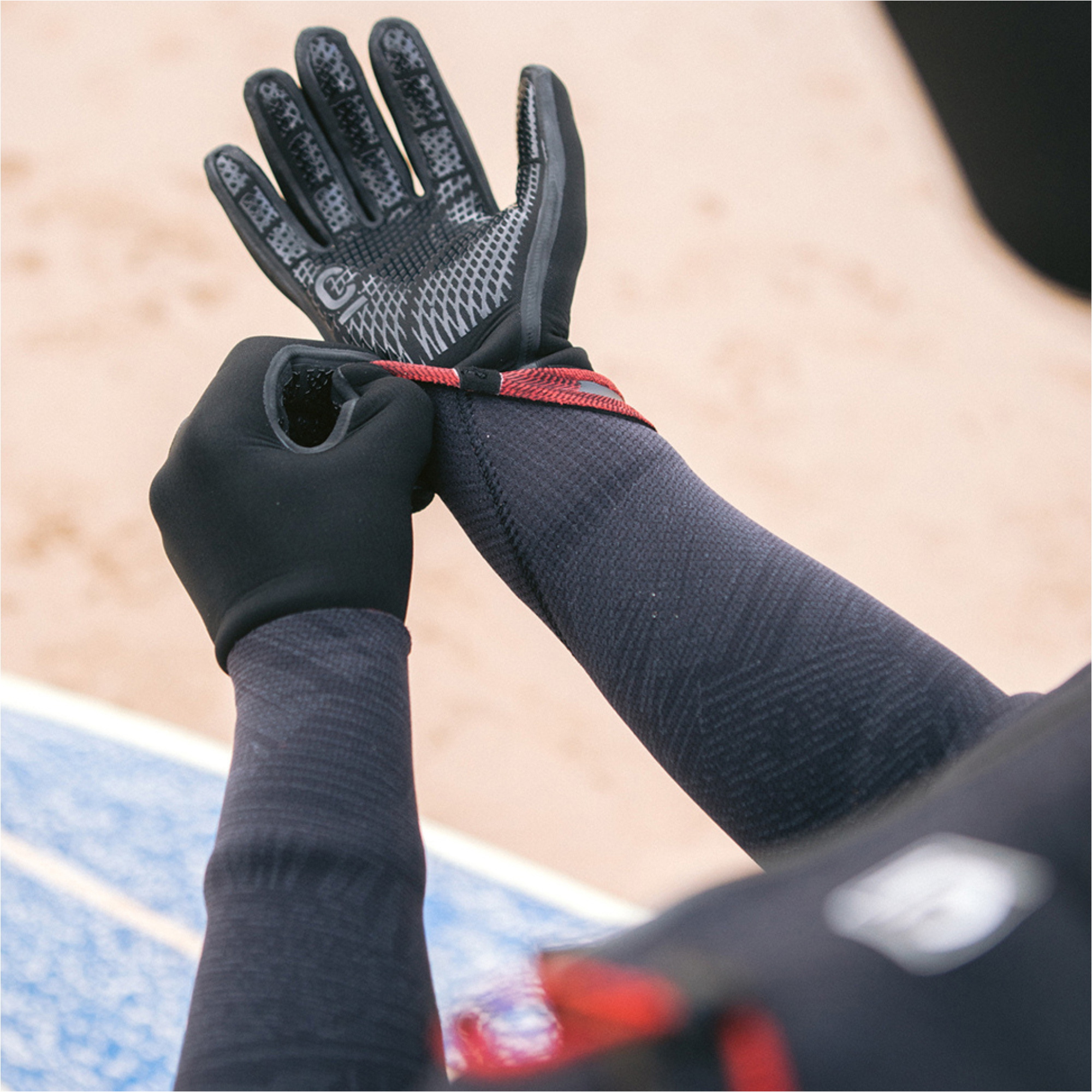2026 C-Skins Wired 3mm Gloves C-GLWI3S - Black